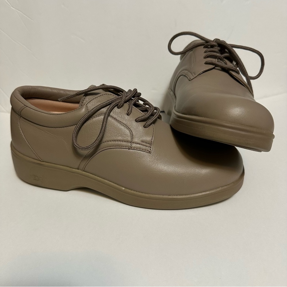 APEX Shoes For Diabetics Tan